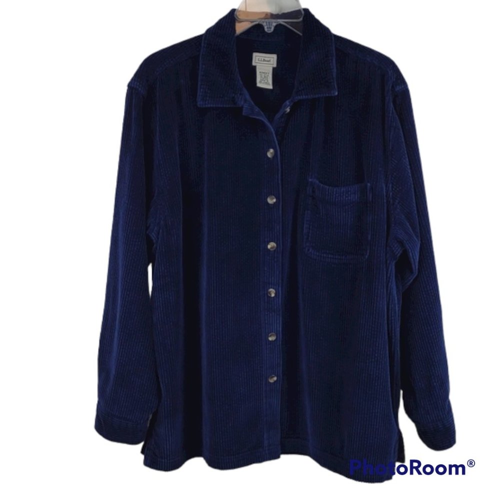 Women's LL. Bean Wide Wale Navy Blue Comfort Corduroy LS Button Up Relaxed Shirt
